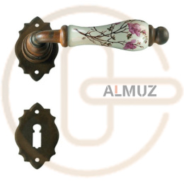 Klamka Paris 2601 z rozetą na klucz, porcelana kremowa kwiat brzoskwini