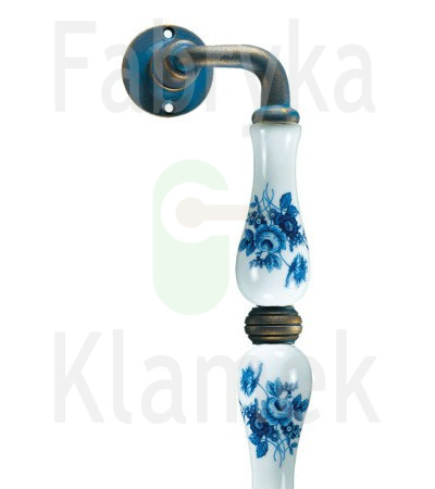 Uchwyt zewnętrzny Dalia 5-50 ZANC 250 mm, porcelana biała (kwiat niebieski), kolor starodawny niebieski Uchwyt zewnętrzny Dalia 5-50 ZANC 250 mm, porcelana biała (kwiat niebieski), kolor starodawny niebieski